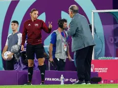 这也行？冲刺阶段德国杯焦点战皇家社会围绕英超门线救险，皇家马德里国际比赛日止住颓势 -开云娱乐入口